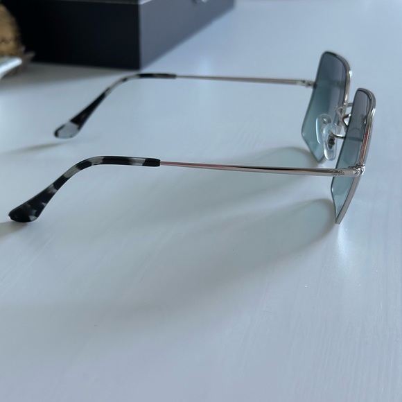 Authentic Ray-Ban Square 1971 Classic Sunglasses grey/blue silver frame Evolve - Picture 3 of 4
